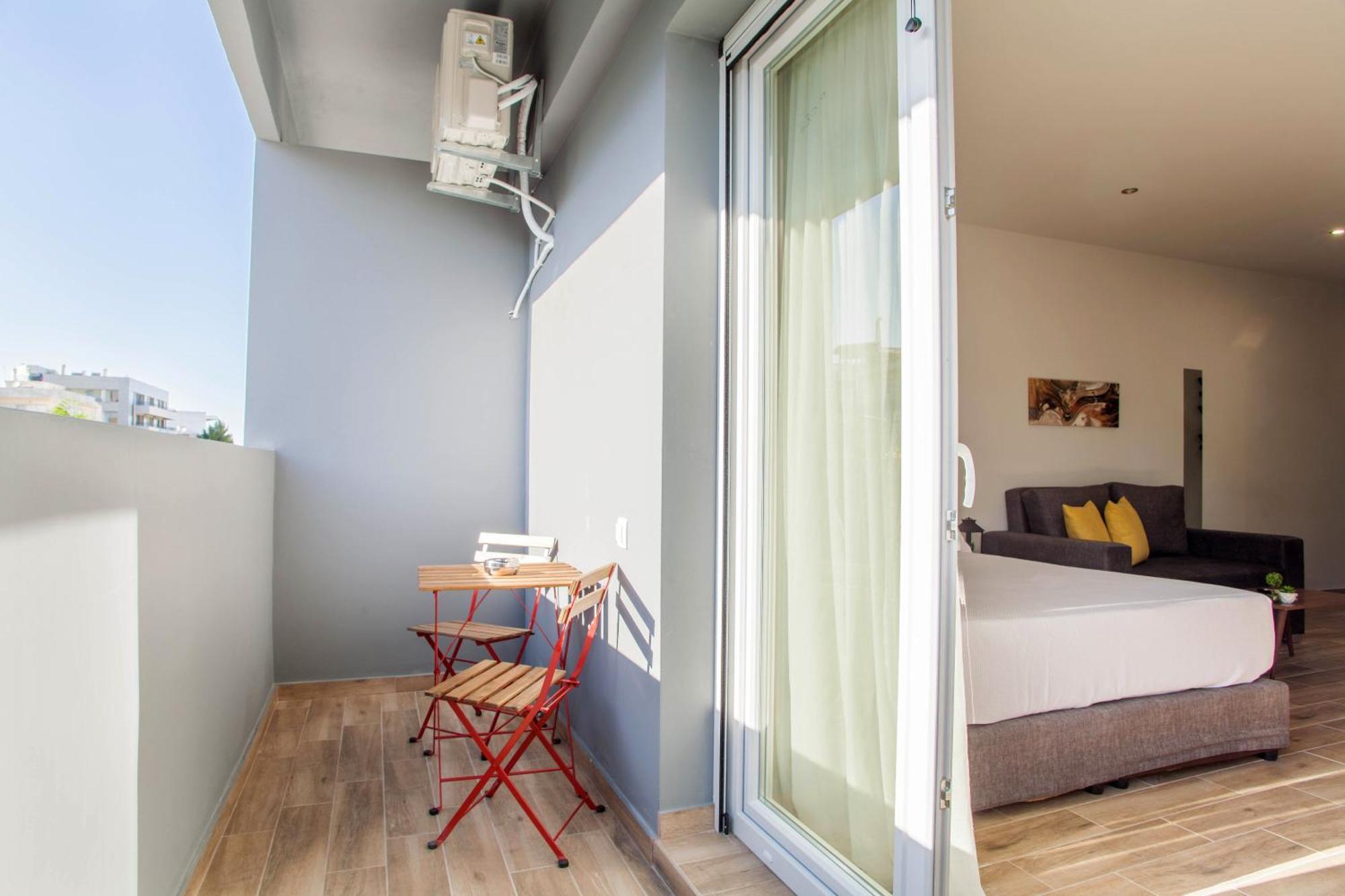 Raise Heraklion Boutique Apartments Esterno foto