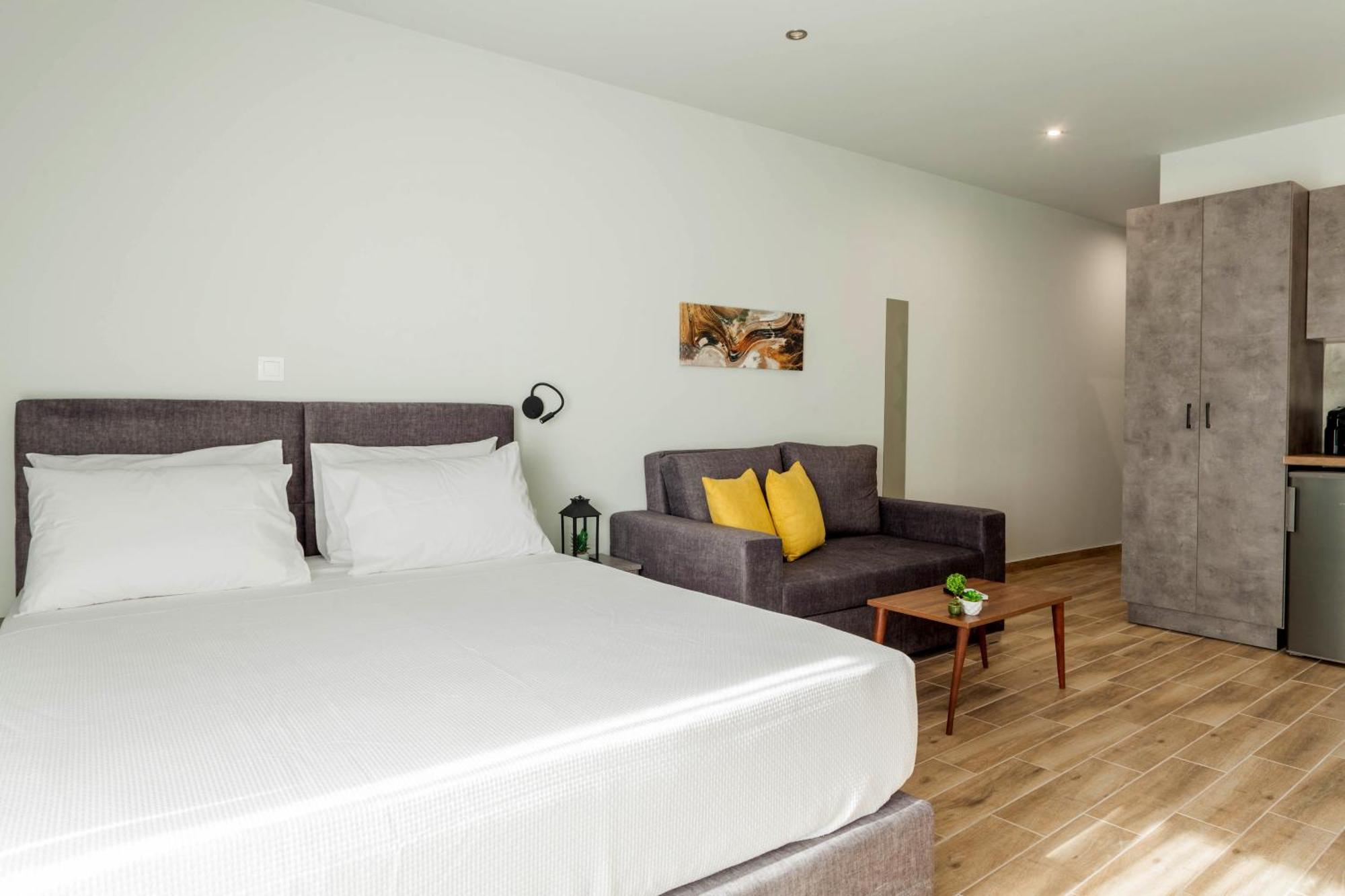 Raise Heraklion Boutique Apartments Esterno foto