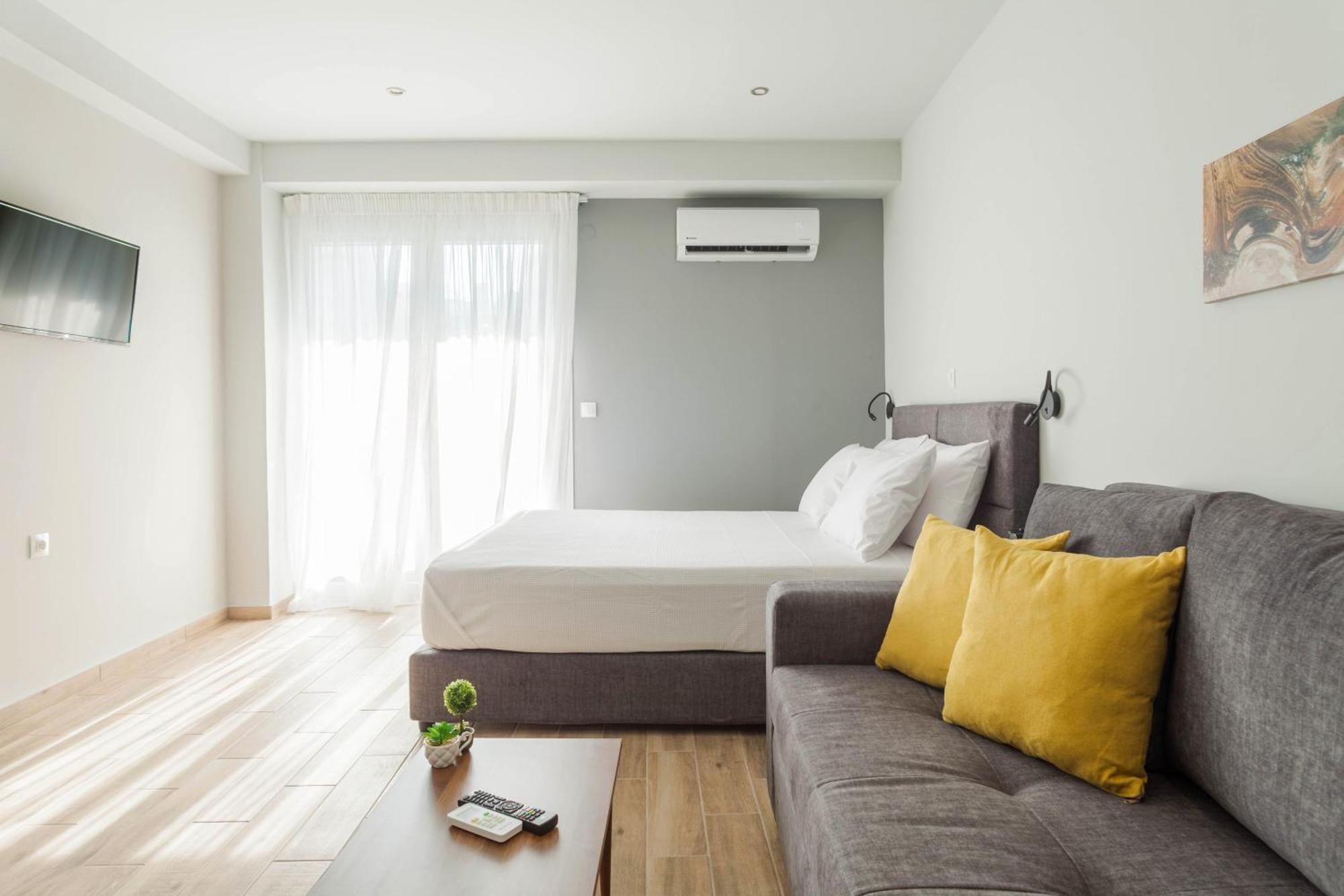 Raise Heraklion Boutique Apartments Esterno foto