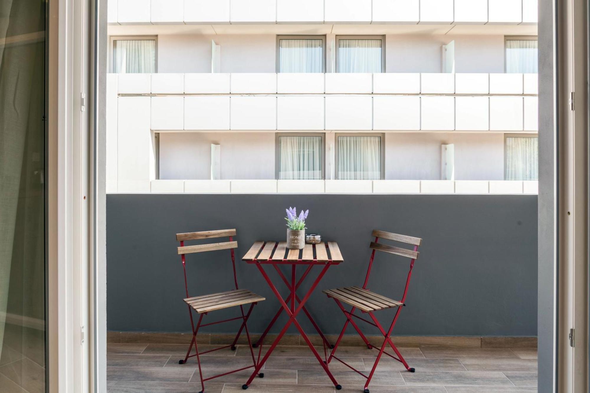 Raise Heraklion Boutique Apartments Esterno foto